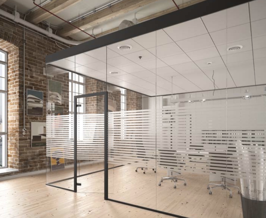 Pareti divisorie in vetro: luce, spazio e design firmato Valvetri
